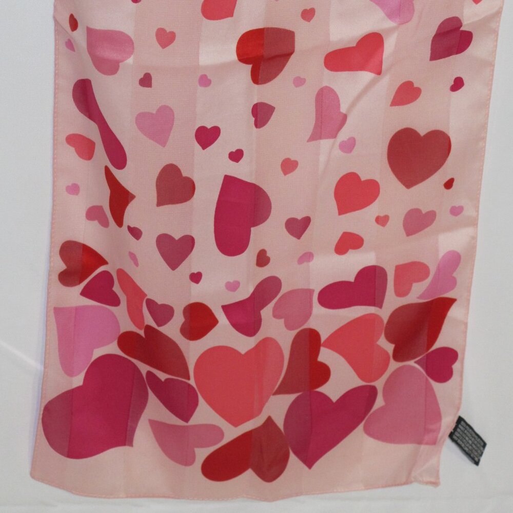 Pink scarf with hearts